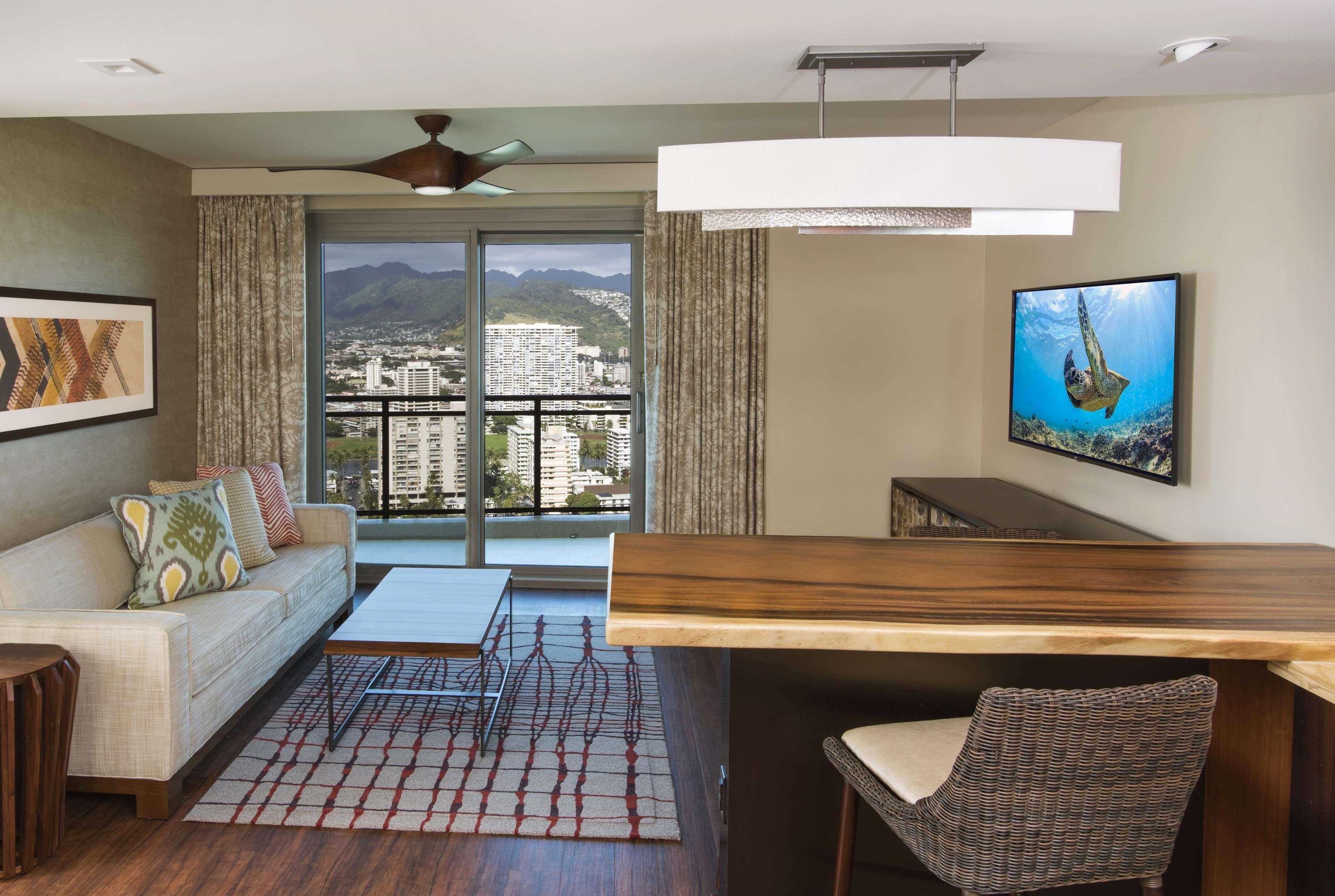 Hilton Grand Vacation Club The Grand Islander Waikiki Resort Honolulu